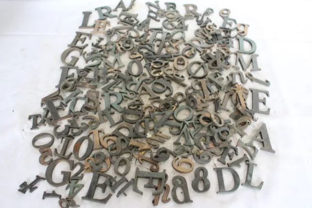 Konvolut Alte Bronze-Buchstaben Gut 2 Kilogramm Metall-Buchstaben #10577
