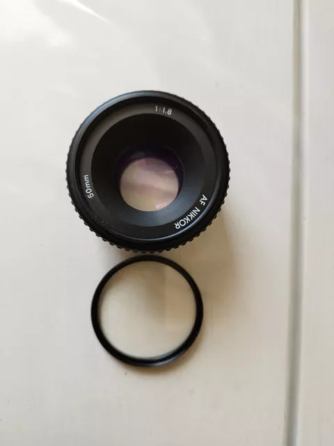 objectif lens NIKON AF NIKKOR 50 mm 1:1.8 etat parfait