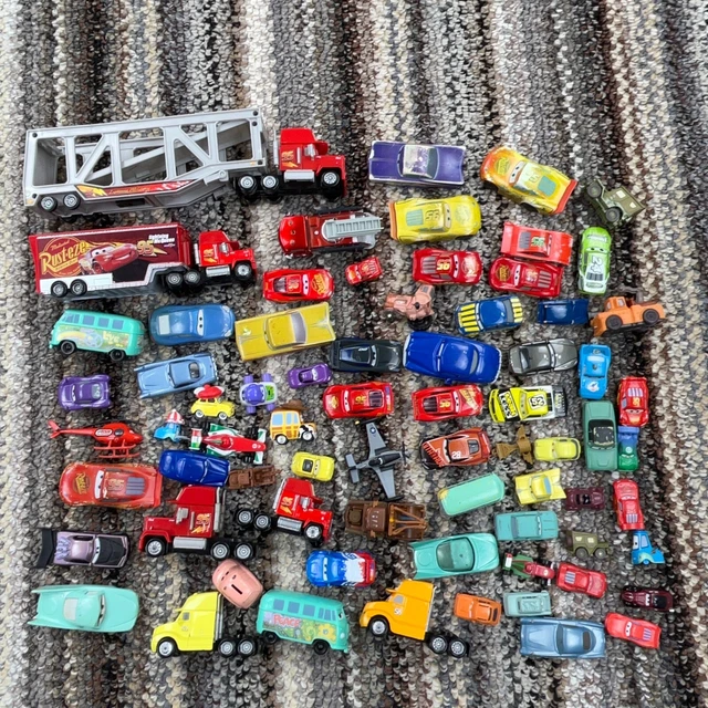 DISNEY PIXAR CARS Lot Mattel Mixed Plastic Die Cast Metal Cars Semi