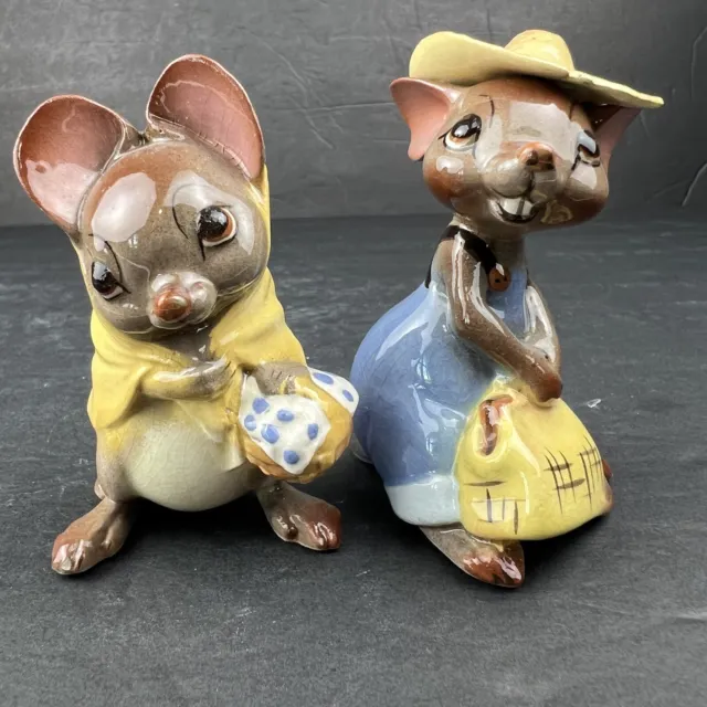 Set of 2 Vintage Hagen Renaker Miniature Country Mice Mouse Figurine Traveling