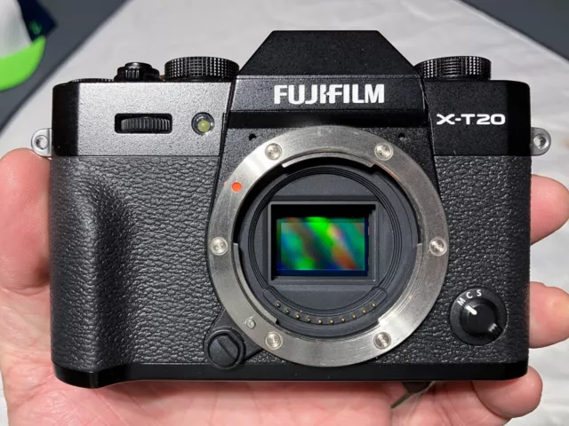 Fujifilm X-T20 Digital Camera - Black, Gently Used