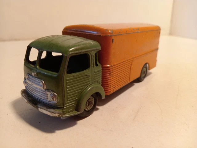 Dinky toys 33B Benne Basculante Simca Cargo - Collection