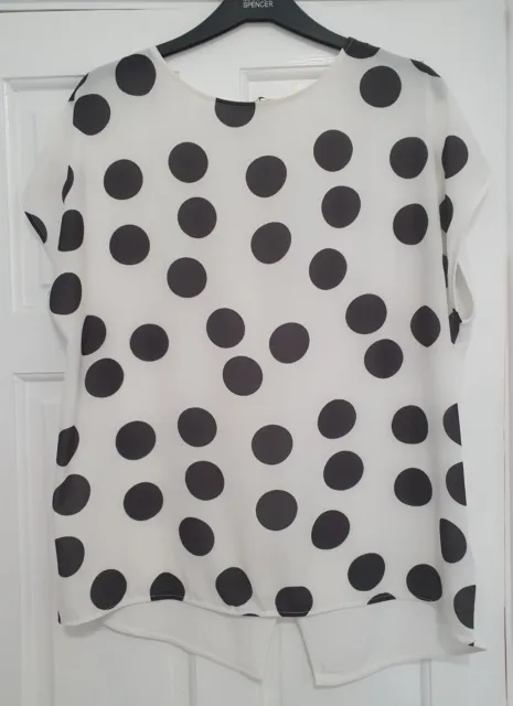 Next Size 16 White Black Spotty Polka Dot Short Sleeve Top !