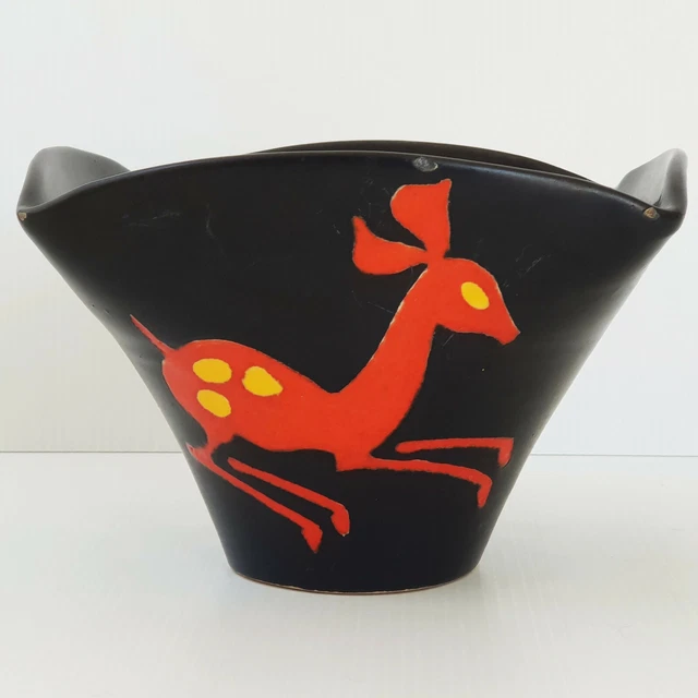 Bol en céramique rouge - France