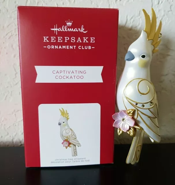 2021 Hallmark Captivating Cockatoo Member Exclusive Club KEEPSAKE ORNAMENT KOC