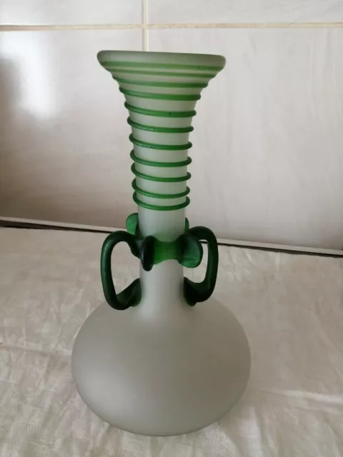 Grand Vase En Verre Opaque - Ornements Verts - Avec 2 Anses - Hauteur 28 Cm