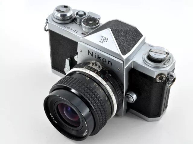 Boîtier d'appareil photo Nikon F SLR + objectif Ai 35 mm f/2,8 testés au... 2