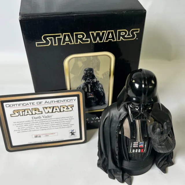 Star Wars Darth Vader Collectible Bust Gentle Giant 514/3500 COA open box 2002
