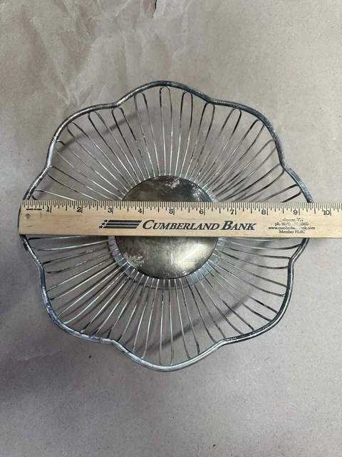 Vintage Bread Fruit Bowl Decorative  Silverplated Basket Round Wire Centerpiece