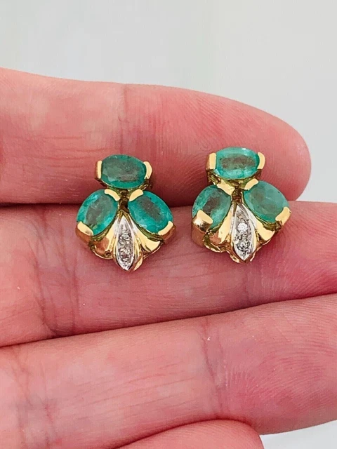 Women's Earrings in 1.30 ct Simulated Emerald & Diamond 14k Yellow Gold Plated