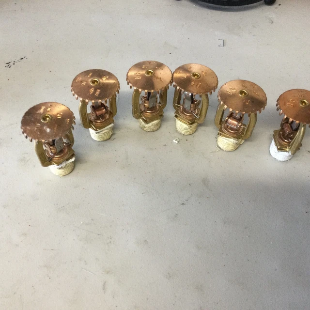 Lot Of 6. Tyco SU Fire Sprinkler Head 165F 74C 1/2" NPT TY3111