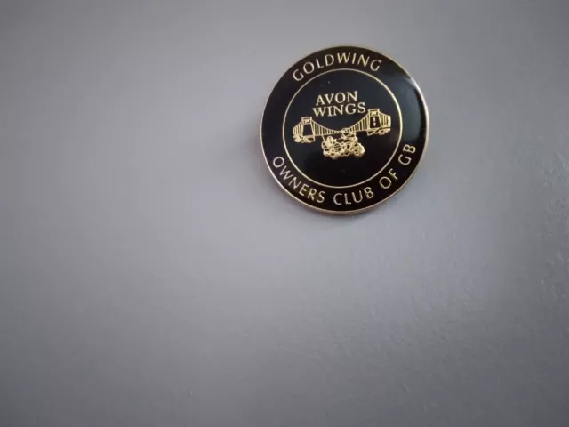 Honda Goldwing Owners Club Of Great Britain Avon Wings Enamel Pin Badge