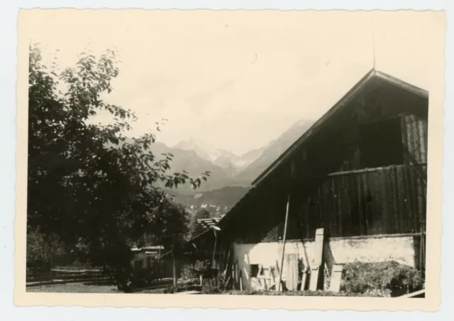 PHOTO SNAPSHOT amateur, cottage house wood mountain snow tree
