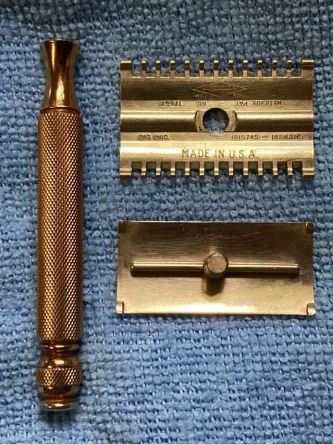 1930’s Gillette NEW Short Comb. Double Edge Safety Razor. Clean.  No Cracks.
