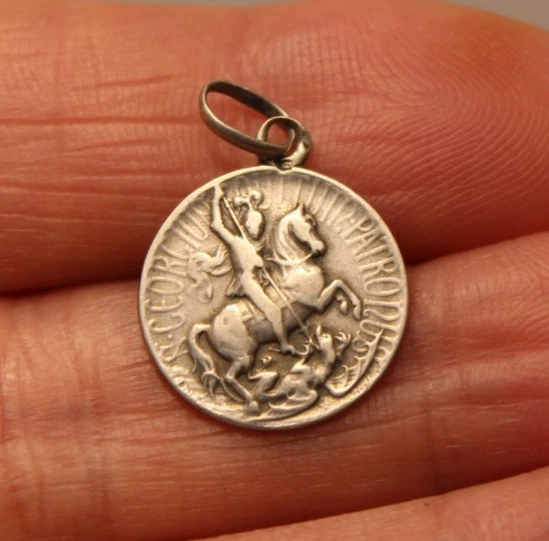 Médaille De Saint-Georges En Argent Massif 925 - Pendentif Religieux Avec Coffret Cadeau