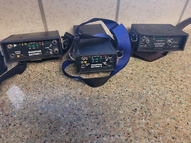 3 Quantum Batteries- 2  Battery 1 & 1 Battery 2 Flash Power Pack untested lot