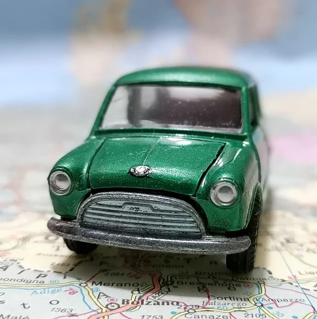 ミニカー MEBETOYS A-61 MINI MINOR INNOCENTI MONTE MEBETOYS ITALY A-61 Mini Minor Innocenti with Skis green