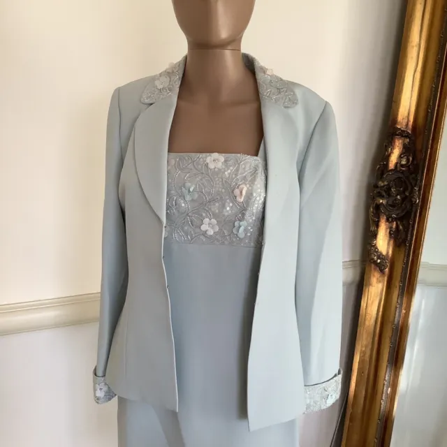 Albert Nipon Vintage mint colour 2 Piece Skirt Suit Size 10 Evening