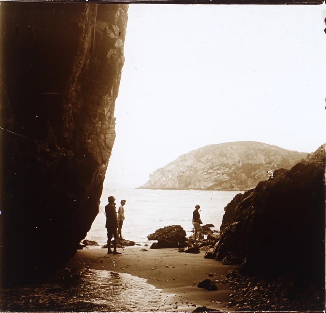 FRANCE Landscape Seaside Photo c1925 Vintage Glass Plate P74L27n1