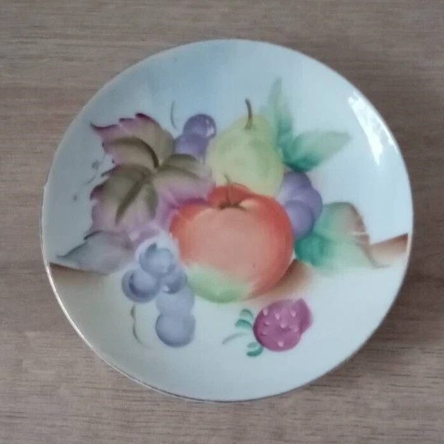 FRUIT DESIGN ANTIQUE Miniature Plate/Dish, Gold Rim, 10cm diameter £0.
