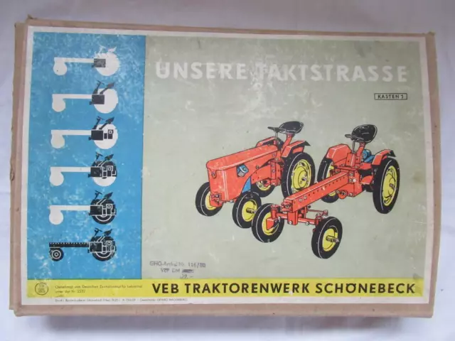 Unsere Taktstraße,Geräteträger RS09,Hopfenschlepper RS56,Kasten 1,DDR Spielzeug