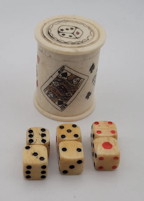 JEU DE DES A JOUER EN OS COMPTOIR BISTROT ANCIEN ART POPULAIRE Et Godet