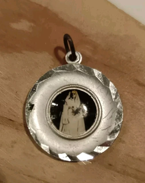 10587# PETITE MÉDAILLE religieuse ancienne " Notre Dame de Lourdes