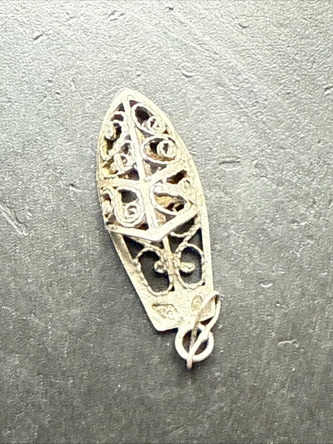 XXL Vintage ancien pendentif argent 925 pierre violette (Gebraucht) in Courrendlin für CHF 17 XXL Vintage ancien pendentif argent 925 pierre violette (Gebraucht) in Courrendlin für CHF 17