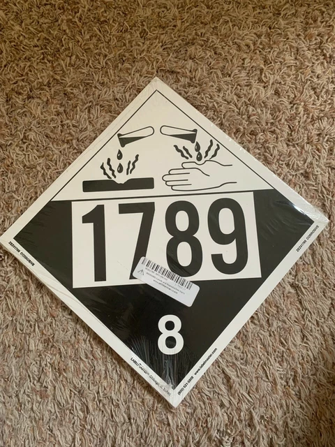 BRAND NEW Factory Sealed LABELMASTER UN1789 CORROSIVE 25-PACK PLACARDS! QTY