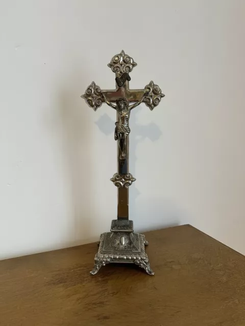 Croix Crucifix Christ Étain Ancien 1940