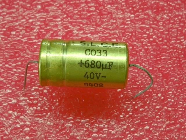 Lot De 10 Condensateurs électrolytiques 470µF 25V Radial WH 105°C Aishi - Neuf