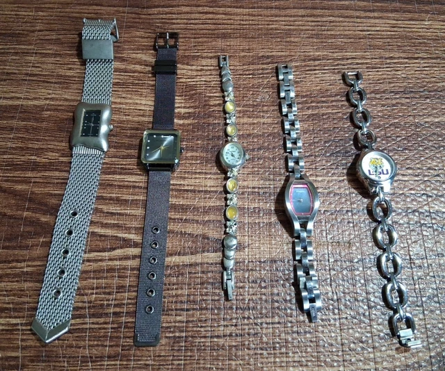 Vintage Modern Mixed Lot of 28 Watches Parts Repair Timex Strada Guess Elgin + Vintage Modern Mixed Lot of 28 Watches Parts Repair Timex  main image 4