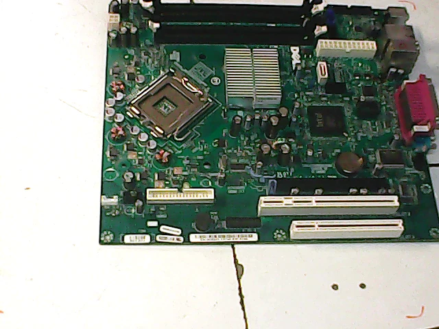 Carte mere DELL CN-0T656F REV A01 socket 775 OPTIPLEX 360