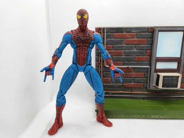 Diamond 2012 Marvel Select The Amazing Spider-Man Movie Spider-Man 100% Complete 2