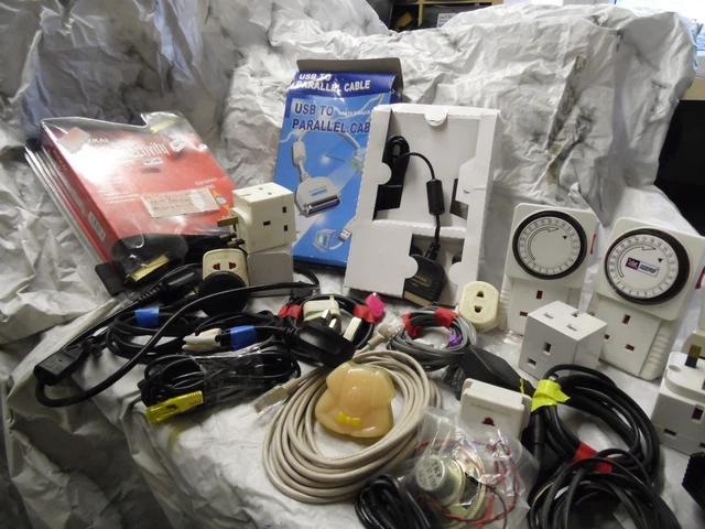 electrical & accessories mixed job lot leads cables timers adaptor plug allsorts