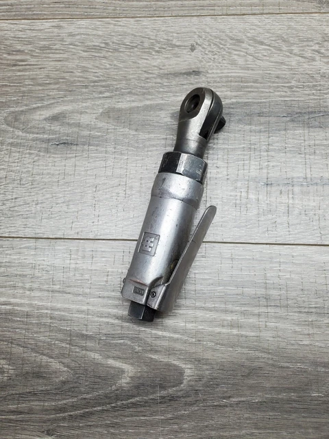 Ingersoll Rand 3/8 Drive Mini Stubby Air Ratchet
