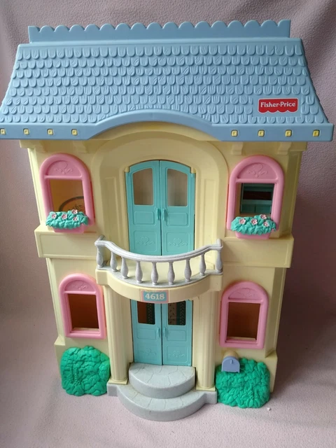 VINTAGE FISHER PRICE My Loving Family 4618 Dolls House 26.00
