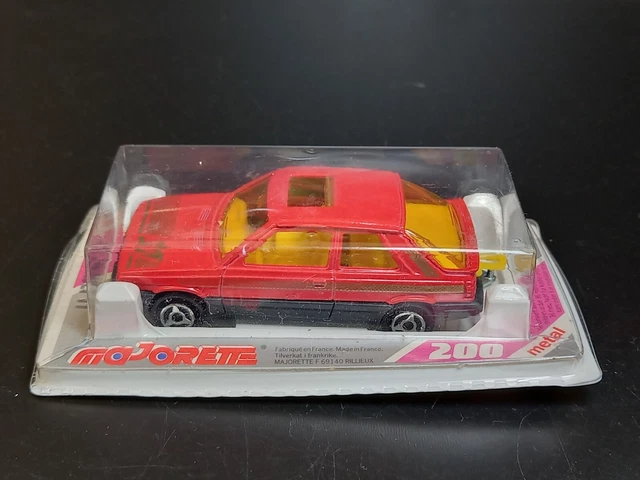 Miniature Majorette Renault 11 - Série 200, Années 80, Fabriqué En France - Occasion Avec Manques De Peinture (état Correct)