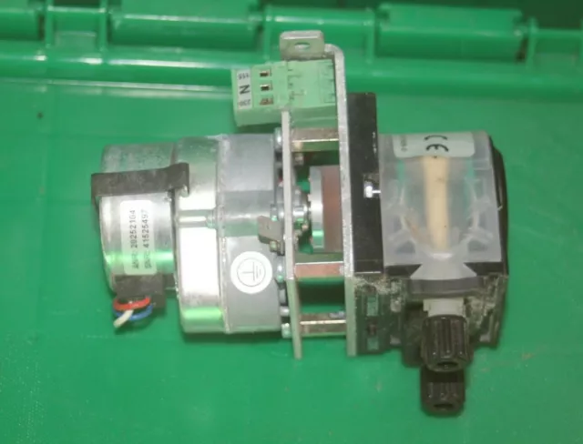 M&C Sampling Pump SR25.1 115V/230V