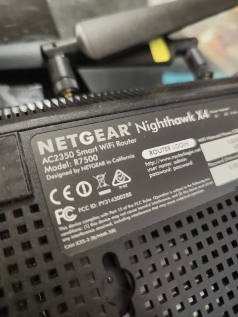 NETGEAR Nighthawk X4 R7500 AC2350 Mbps router wireless N (R7500-100UKS) 2