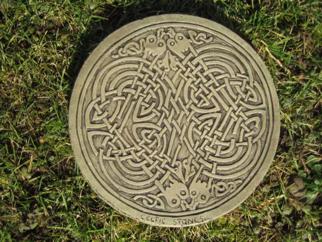 Square knot celtic stepping stones garden ornament | other designs in my shop!