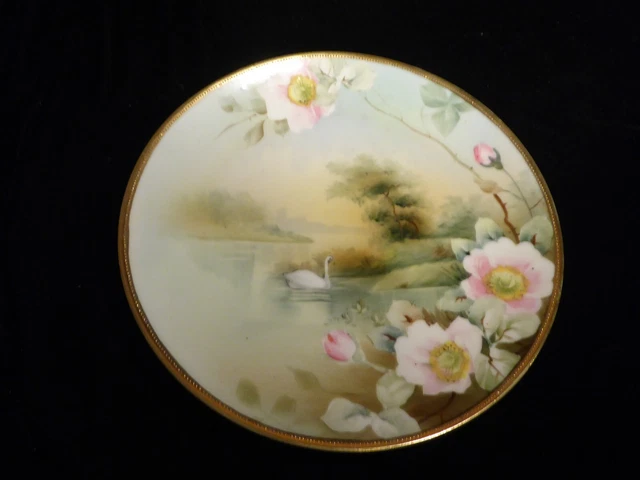 Nippon handbemaltes Porzellan 8 11/16" Teller Japan Fluss Schwan Rosen goldvergoldet