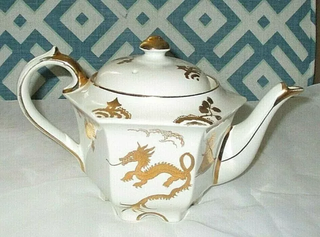 Sadler England Porcelain China Cube Teapot Drago Cream White Gold Gilt Gild