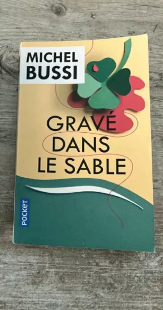 Michel Bussi. Gravé Dans Le Sable.