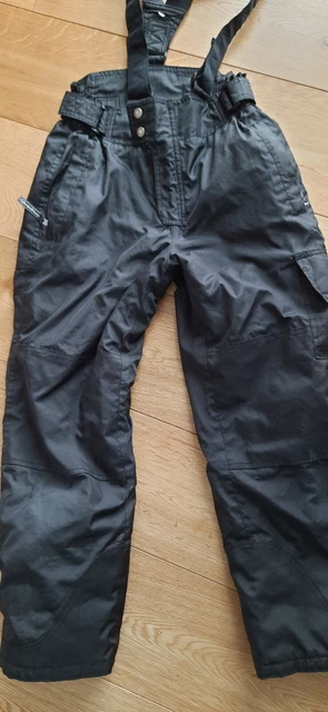 Schwarze Skihose 138 cm , 10 Jahre , Quechua, abnehmbare Träger