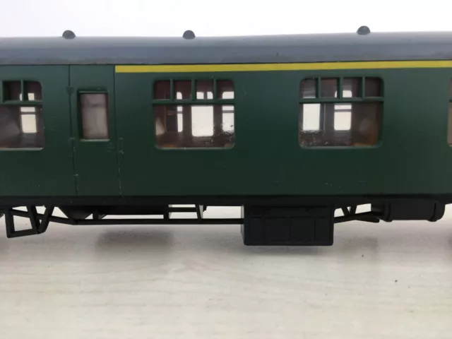 O gauge Lima Southern green Mk1 composite coach. 2 or 3 rail (3 of 3) 3