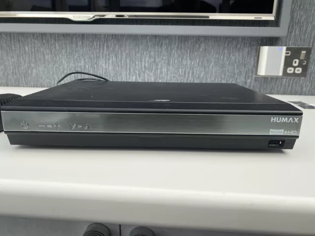 Humax HDR-2000T 500GB Freeview HD TV Recorder