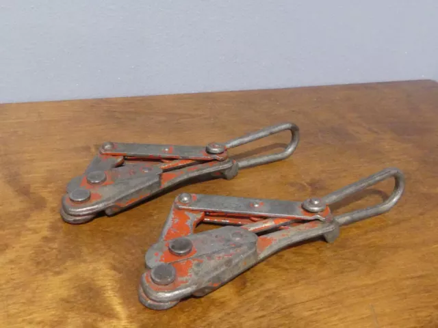 Pair of Klein Tools 1613-30 Wire Cable Puller Tool 1500 lb Chicago Grip