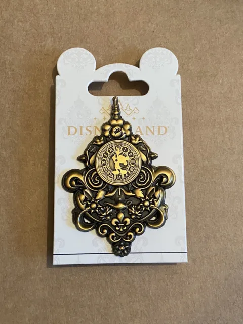 Disneyland Paris Hotel Exclusive Pin