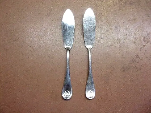 Two (2) Wm. Rogers A1 Oneida Ltd. Silverplate Butter Pat Servers 5" Long Awesome
